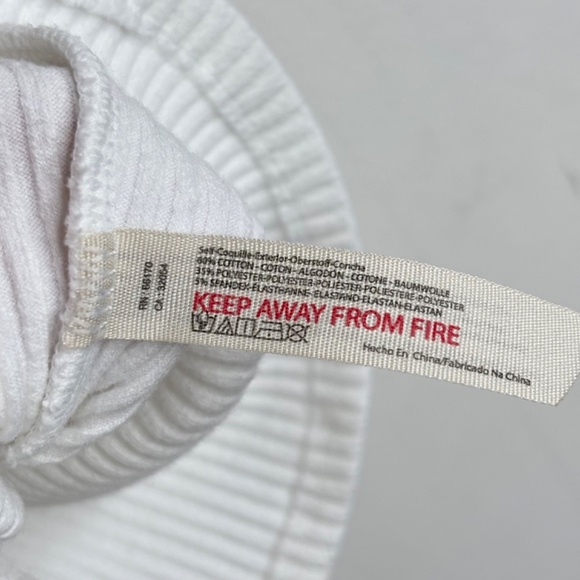 Free People Most Wanted Tank S White Ribbed Button Front 90s Cottage Minimalist - Picture 7 of 10